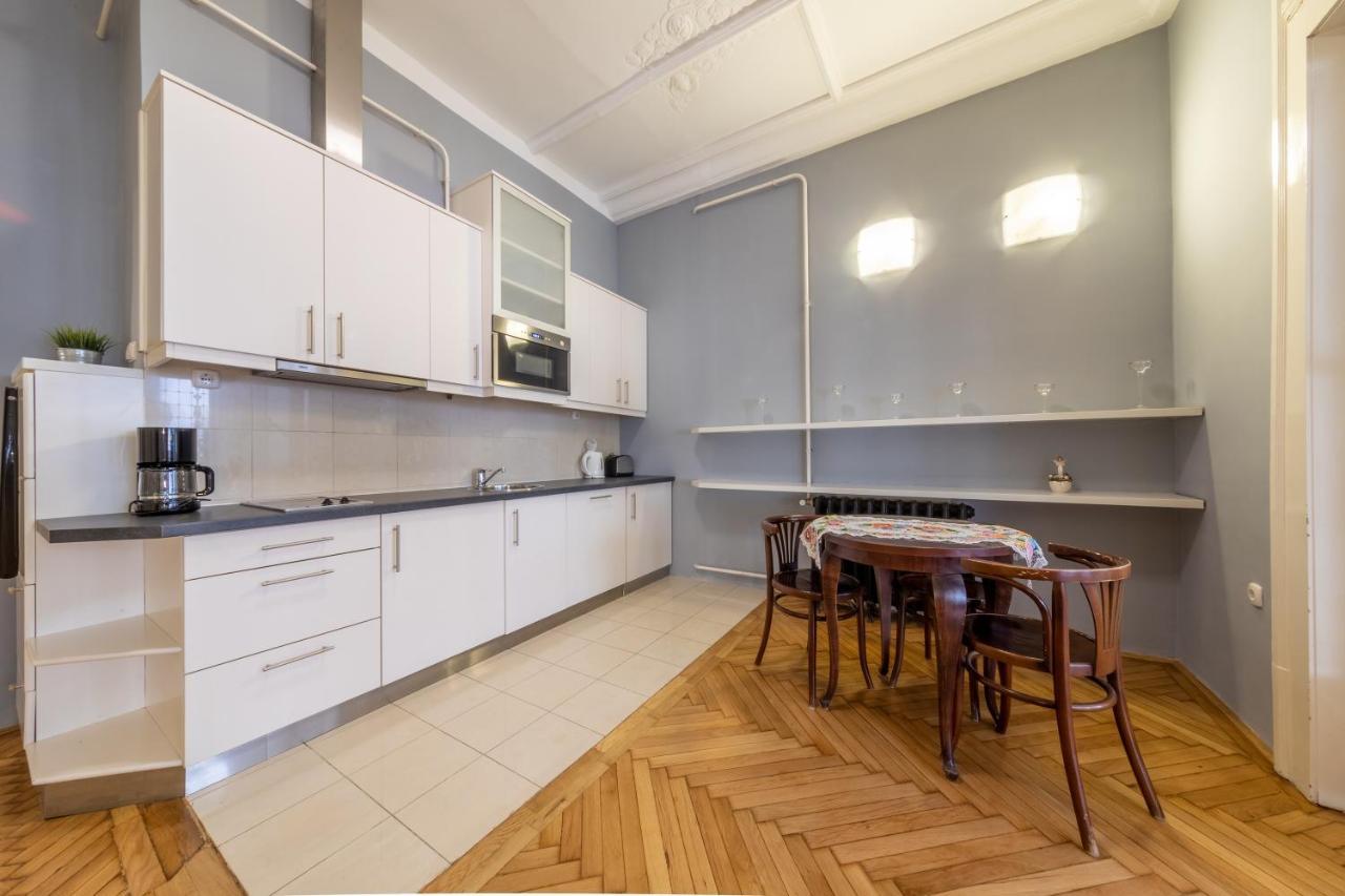 Elisabeth Apartment On Vaci Street Budapest Exteriör bild