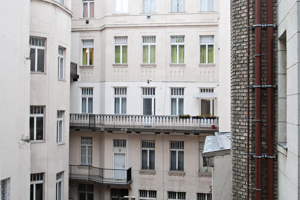 Elisabeth Apartment On Vaci Street Budapest Rum bild